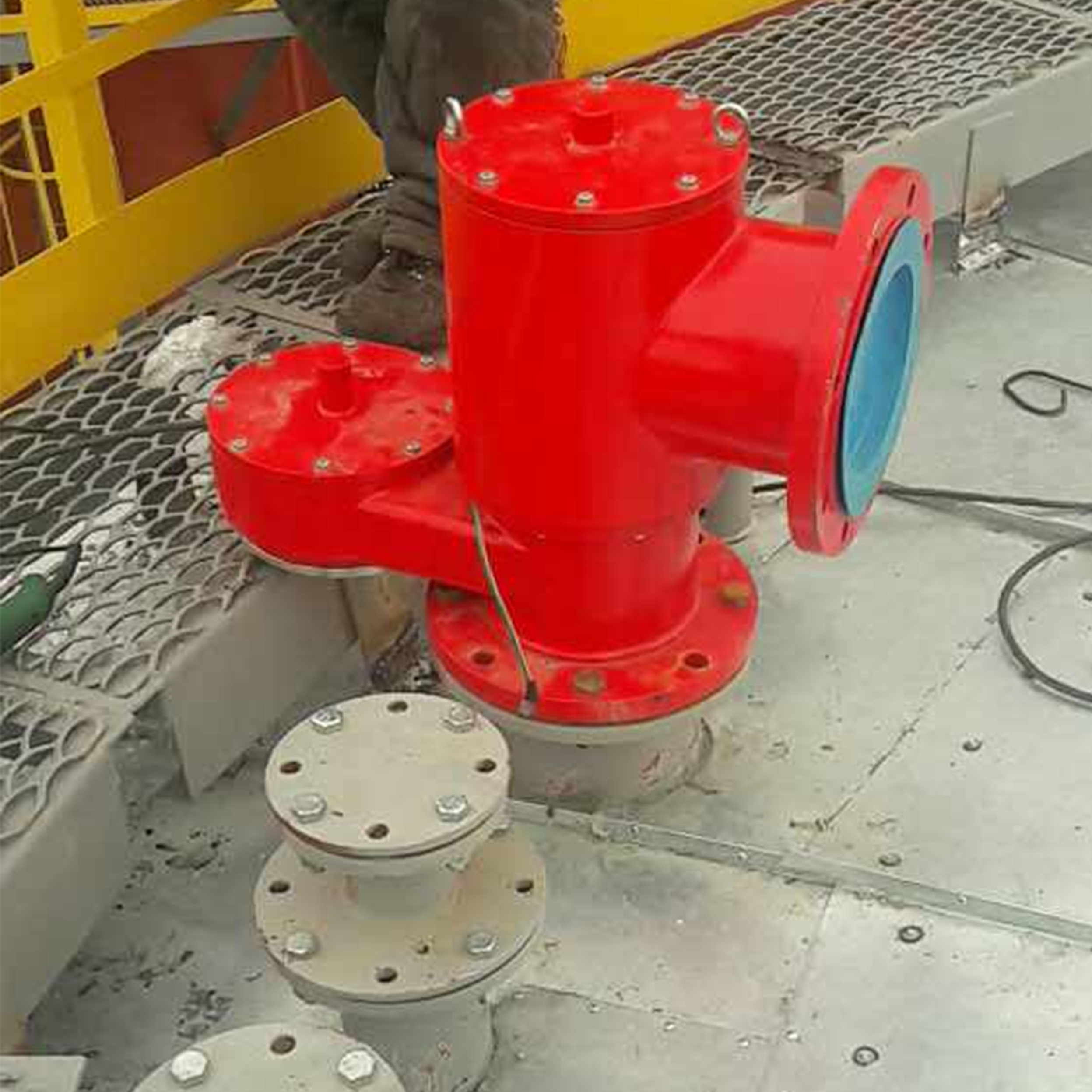 On-Site Photo Of The Application Of Vacuum Valve With Pipe In Kazakhstan